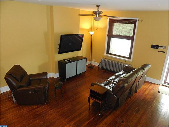 3rd image of 3406 Henry Ave