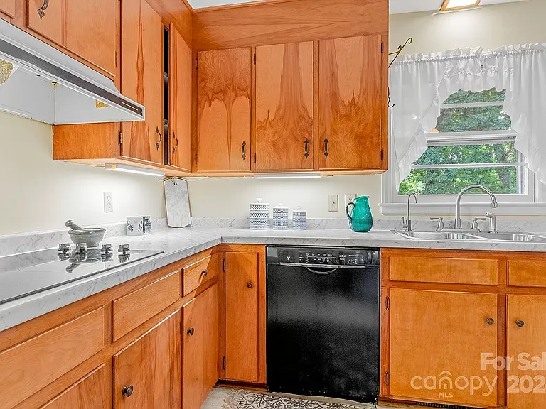 Kitchen before upgrades