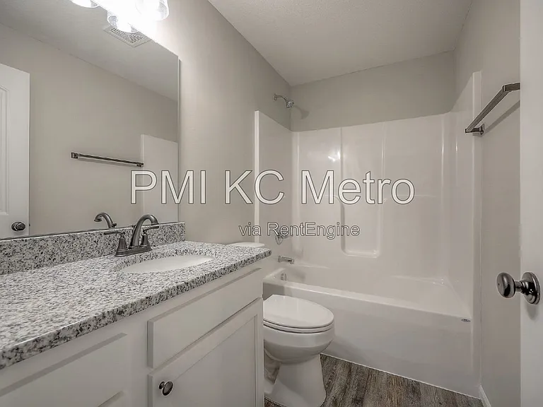 2709 Chasehire Dr — Photo 17
