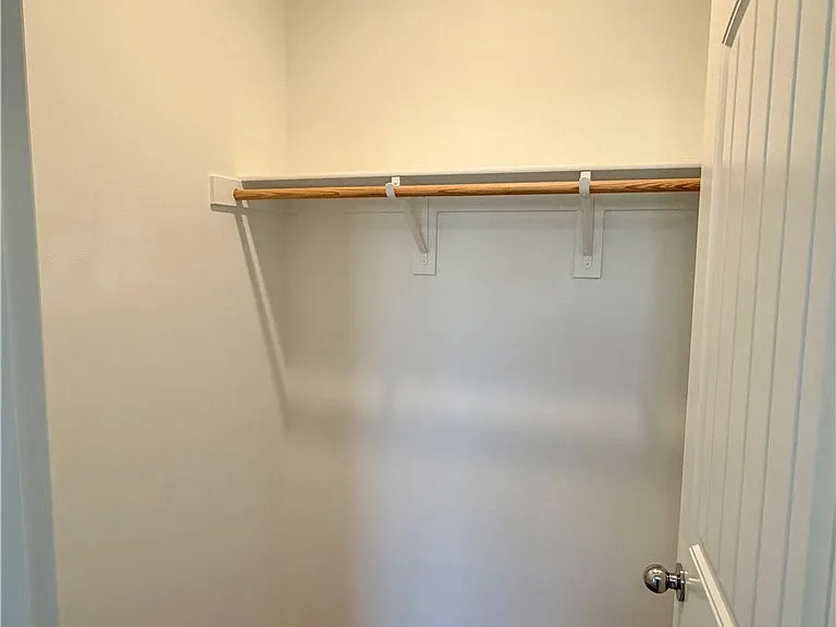 914 Haviture Way — Photo 30