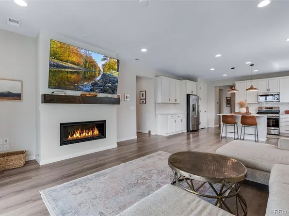 944 Alpine Ridge Street, Erie, CO 80516