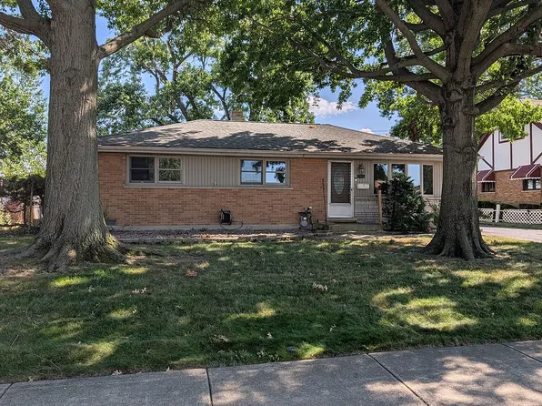 7013 W 88th Pl, Bridgeview, IL 60455