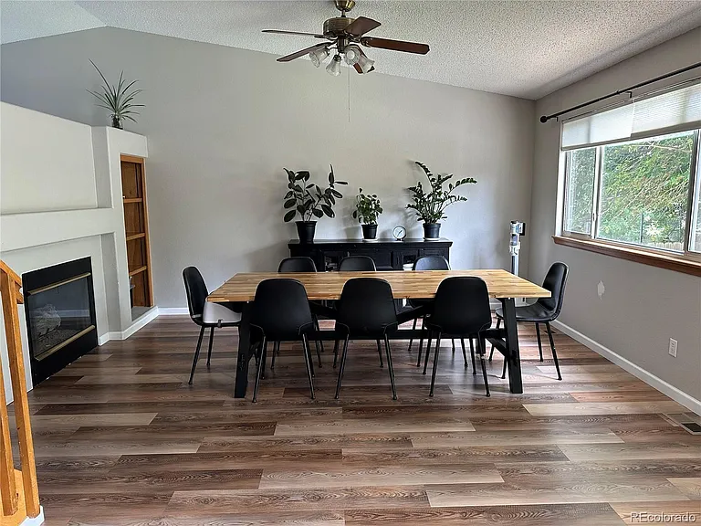 17626 Hoyt Pl — Photo 3