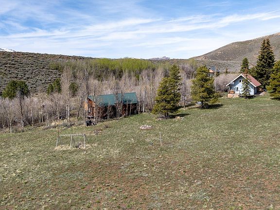 5th image of 218 Brush Canyon Rd