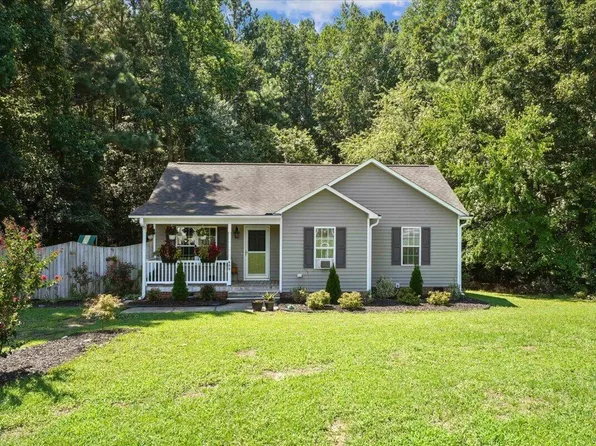 600 Lockwood Dr, Clayton, NC 27527