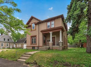 1811 E 28th St, Minneapolis, MN 55407