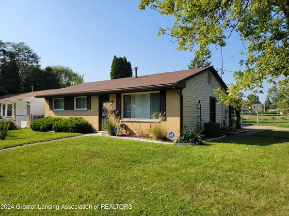 3700 Sumpter St, Lansing, MI 48911