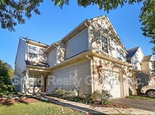 1364 Longchamps Ct, Grayslake, IL