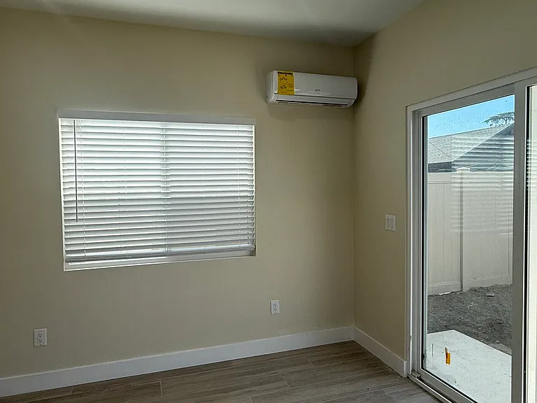 10925 Chapman Ave — Photo 6