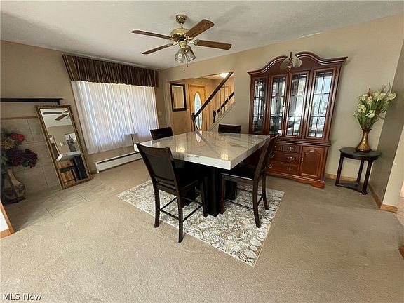 4th image of 652 Robinwood Ave