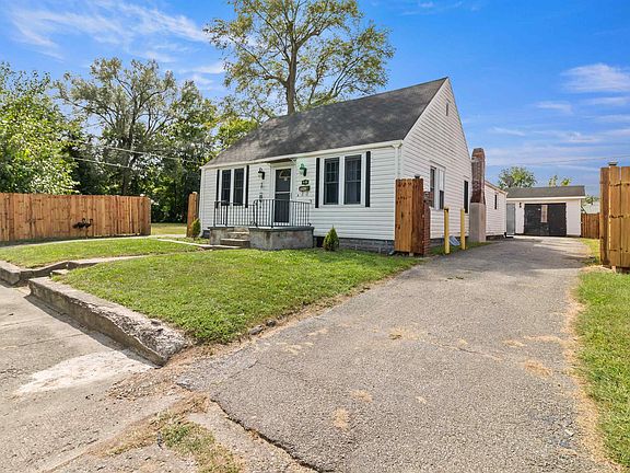 2nd image of 2042 S Meridian St
