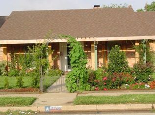 2708 Twinpost Ct, Irving, TX 75062