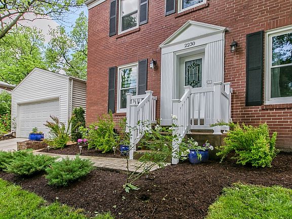 2nd image of 2230 Ferncliff Ln