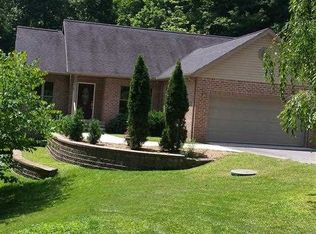 33 Pickadilly Way, Morgantown, WV 26505