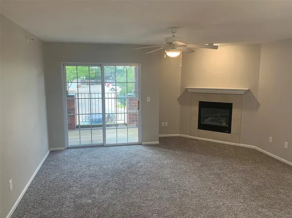 105 NW 8th St Unit 205, Grimes, IA 50111