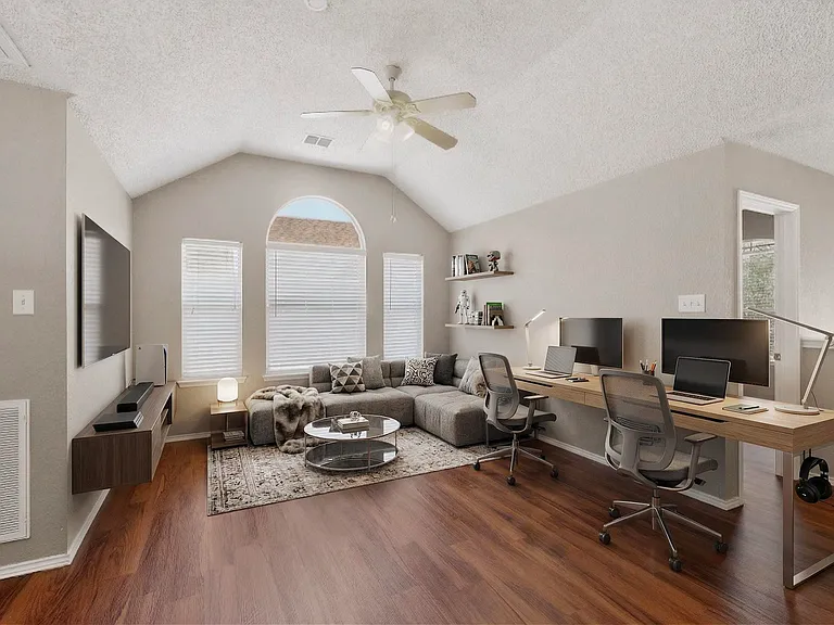 2023 Nottingham Pl — Photo 41