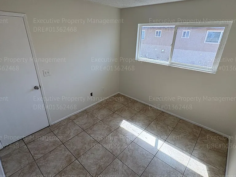 1405 Pacific St — Photo 24