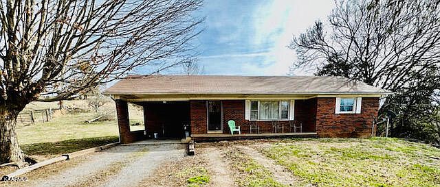 590 Johnson Rd, Tazewell, TN 37879 | Zillow