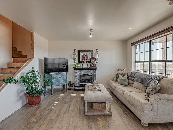 2nd image of 7050 Slaughterville Rd