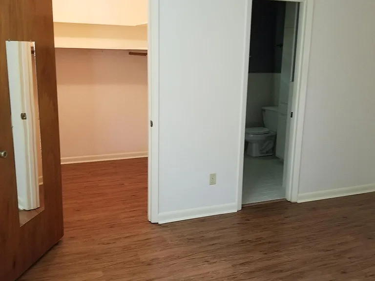 207 Ludovic Ln — Photo 9