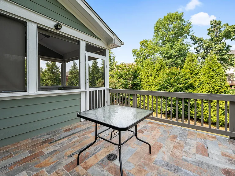 204 Diggory Dr — Photo 43