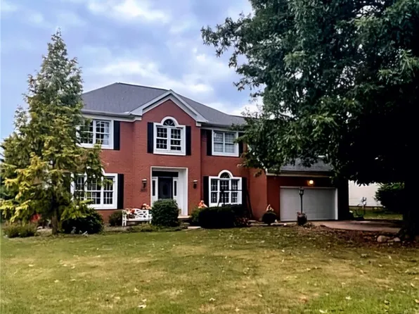 2667 Missenden St NW, North Canton, OH 44720