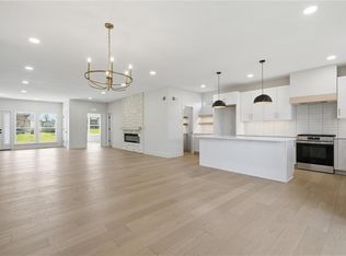 1412 NE Ernest Way, Lees Summit, MO 64086