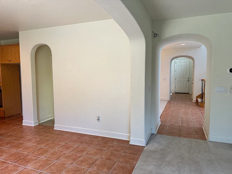 8054 Murcia Way — Photo 39