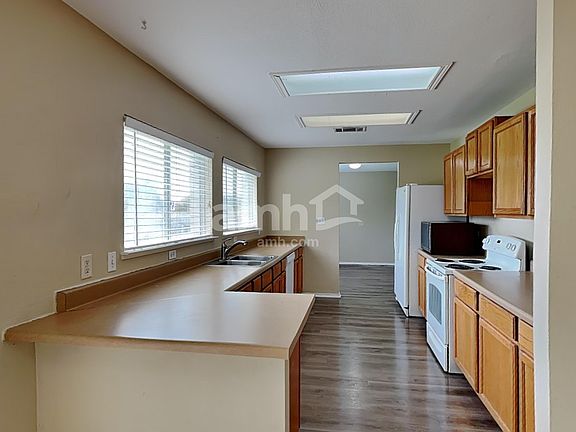 4th image of 3225 Elizabeth Anne Ln