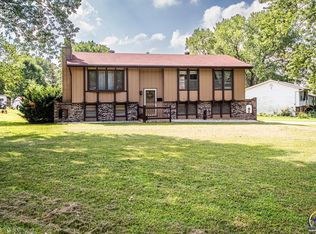 4330 NW Westgate Rd, Topeka, KS 66618