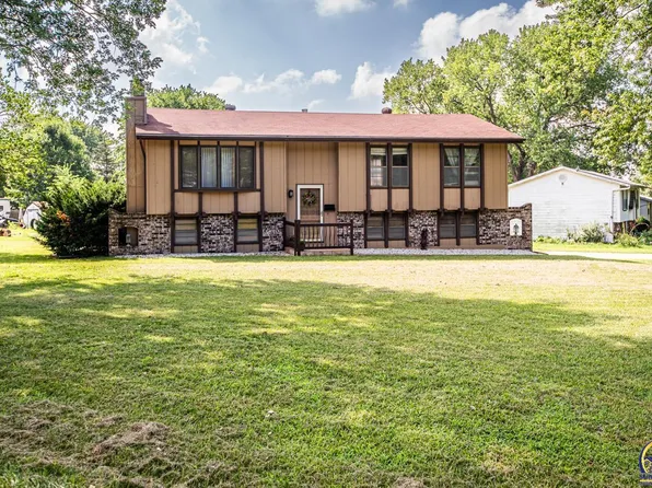 4330 NW Westgate Rd, Topeka, KS 66618