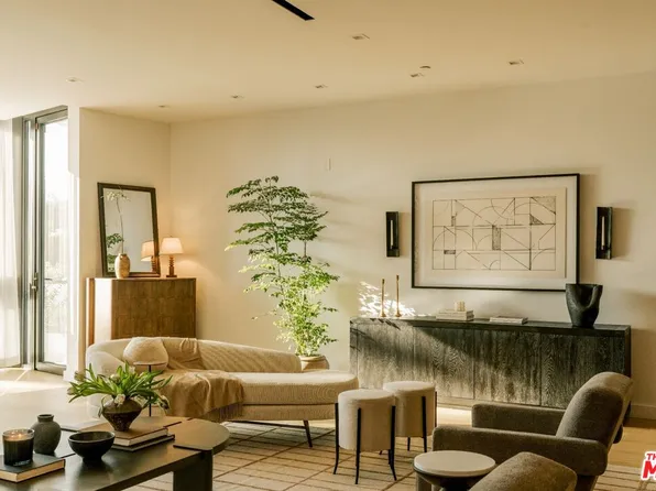 702 N Doheny Dr Unit 101, West Hollywood, CA 90069