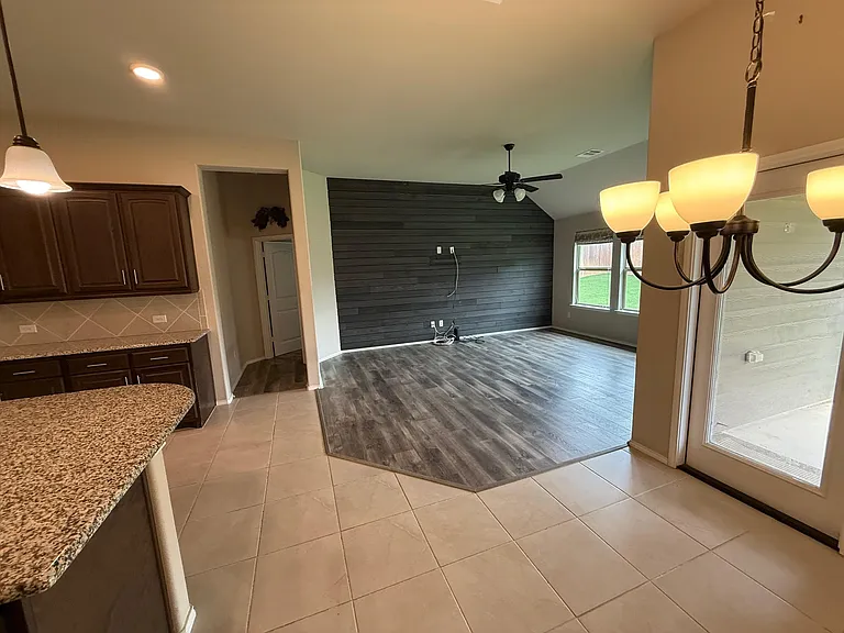 2517 Hadley St — Photo 13