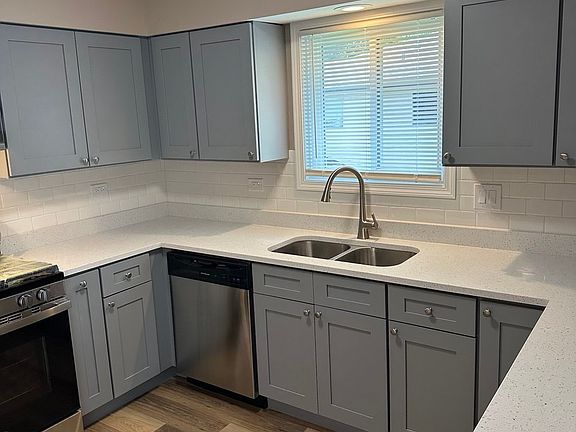 2nd image of 624 Rush St #B