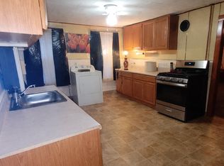 778 3rd Ave, Troy, NY 12182