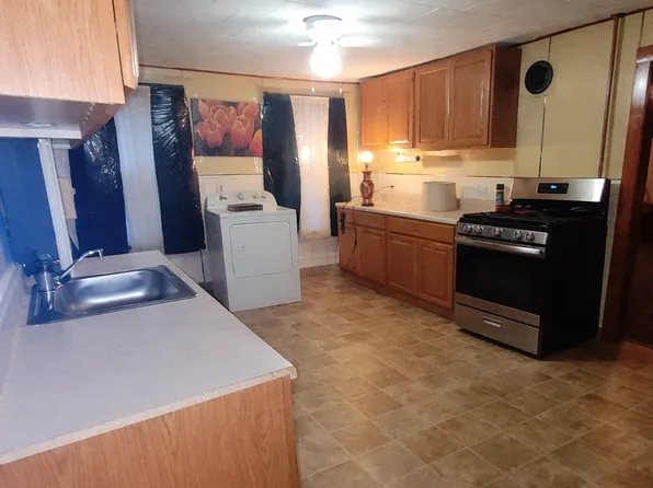 778 3rd Ave, Troy, NY 12182