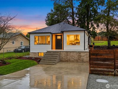 10731 18th Avenue SW, Seattle, WA, 98146