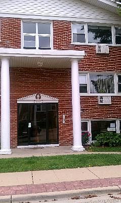 1st image of 10113 W Hartford Ct #1B