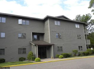 930 Lyn Way APT 303, Hastings, MN 55033