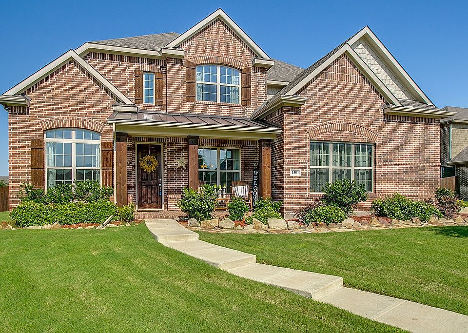 1st image of 1301 Brittany Way