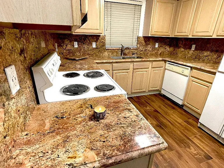 4314 Flagship Ct — Photo 4