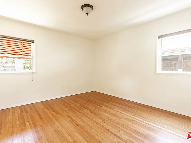 2955 Berkeley Ave — Photo 11