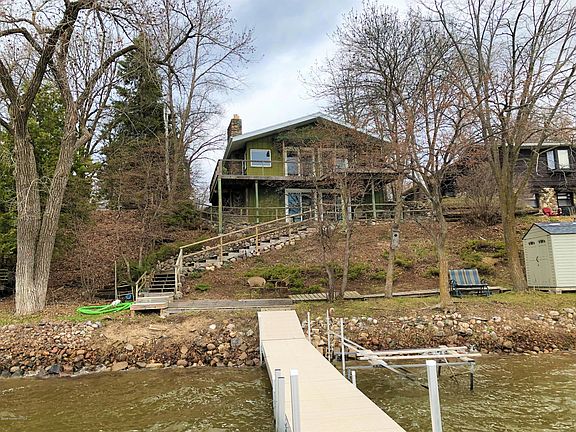 3rd image of 32329 Ironwood Dr