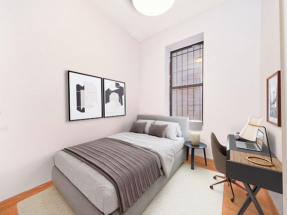 3rd image of 706 Amsterdam Ave APT 1rs