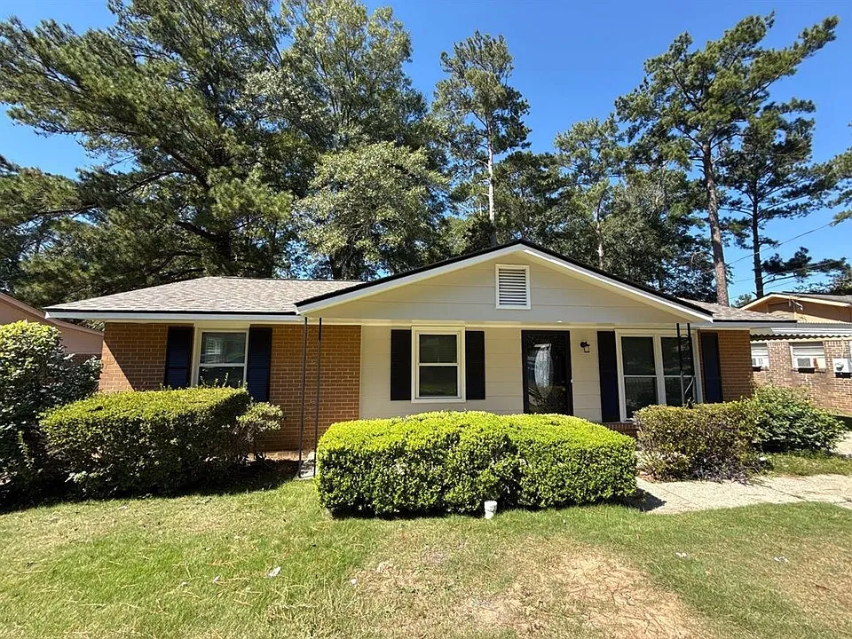 3221 Doyle Ave