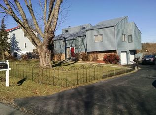 165 Windmill Ridge Rd E, Christiansburg, VA 24073