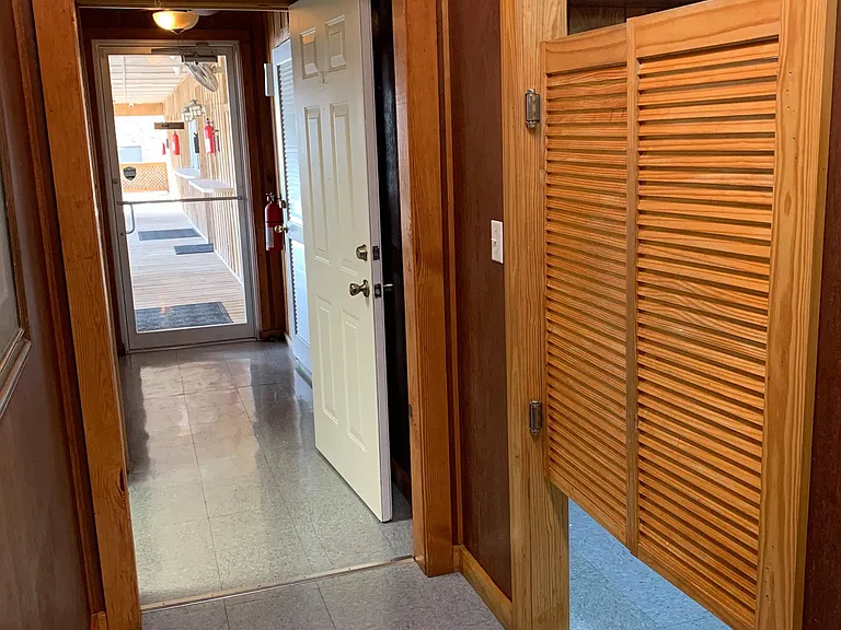 5662 N Highway 1 #C — Photo 11
