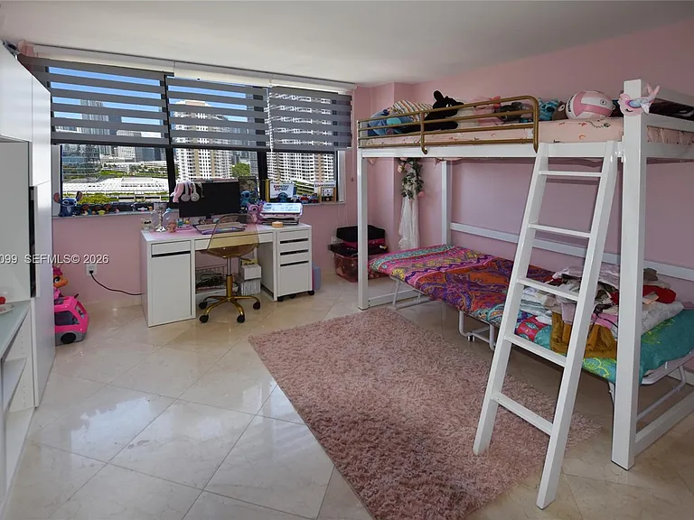 540 Brickell Key Dr #1513 — Photo 22