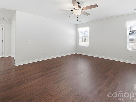 3rd image of 4507 Hunton Dale Rd NW