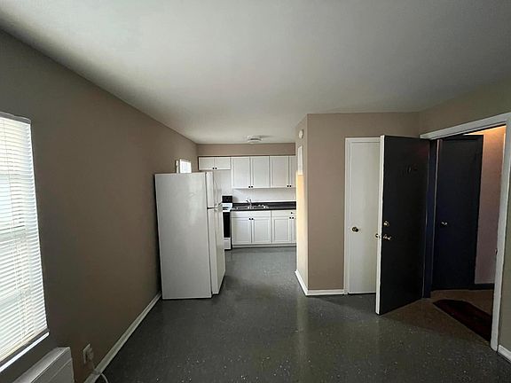 2nd image of 101 E Clinton St APT 104
